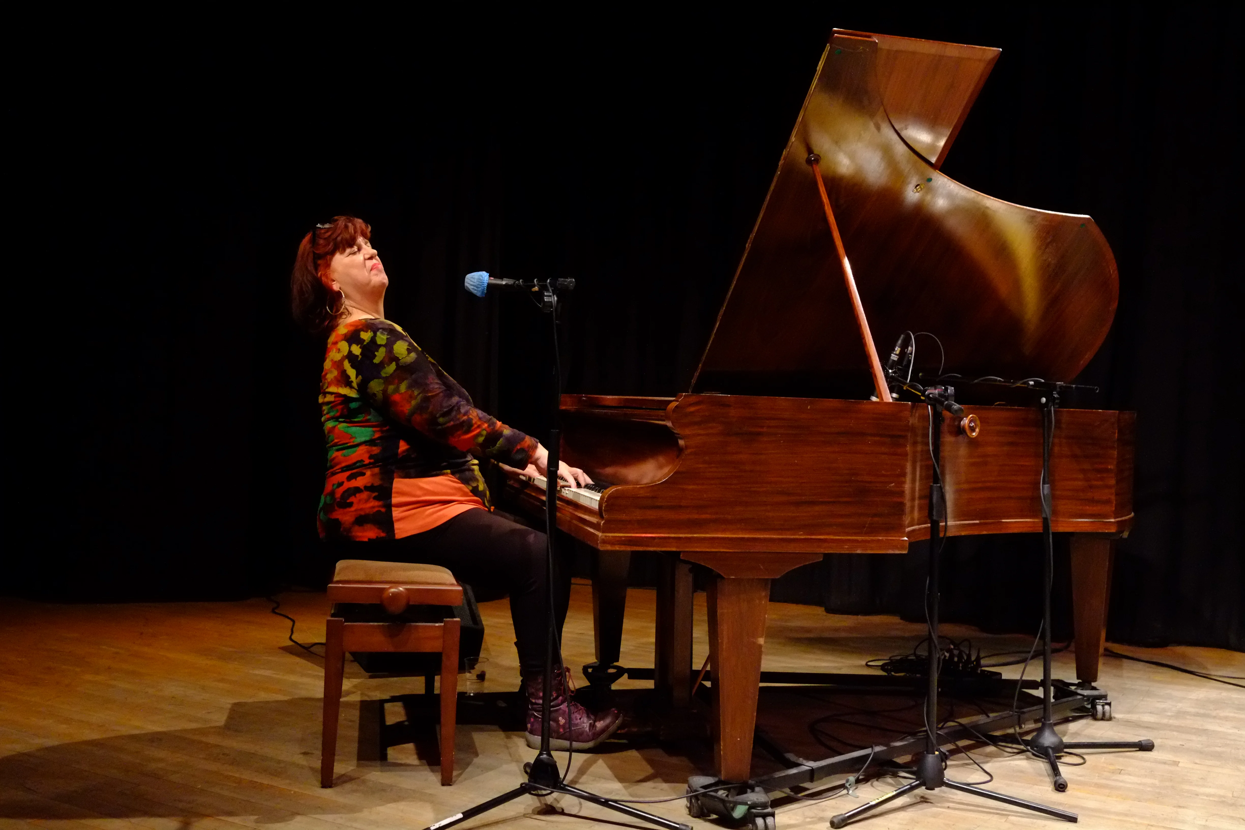 Liane Carroll